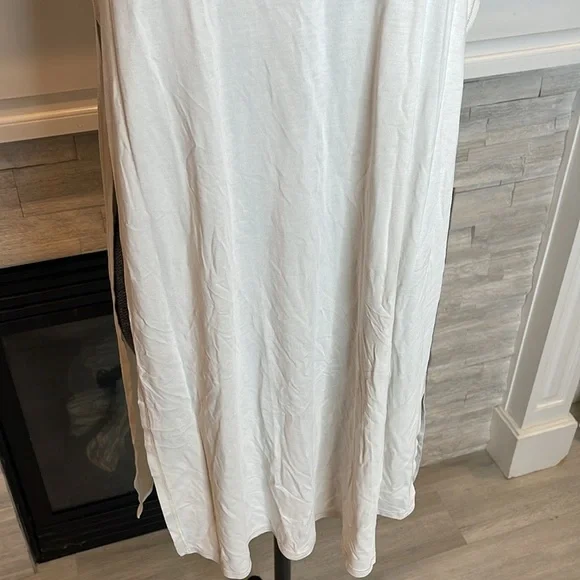 Lululemon Open Sides Long Workout Sleeveless Top Size Medium - Picture 4 of 6